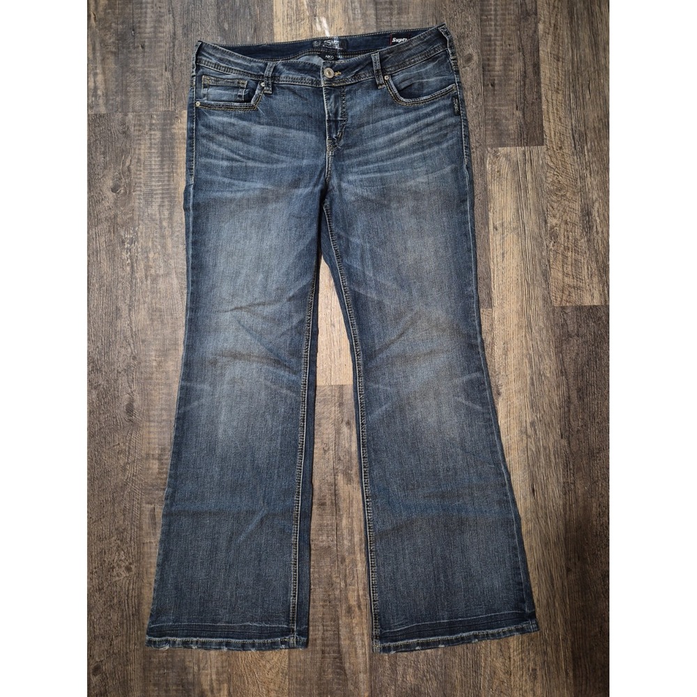 Silver Jeans Co Aiko Mid Rise Flare Medium Wash Denim Jeans 16/34